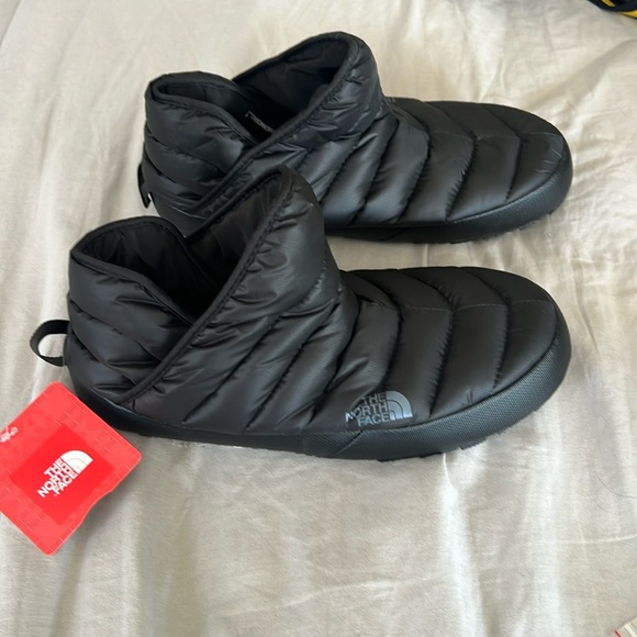 The North Face Thermoball Traction Bootie Shoes - Picture 1 of 7